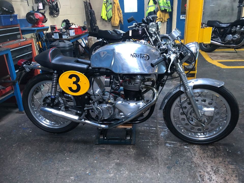 Norton 600cc store