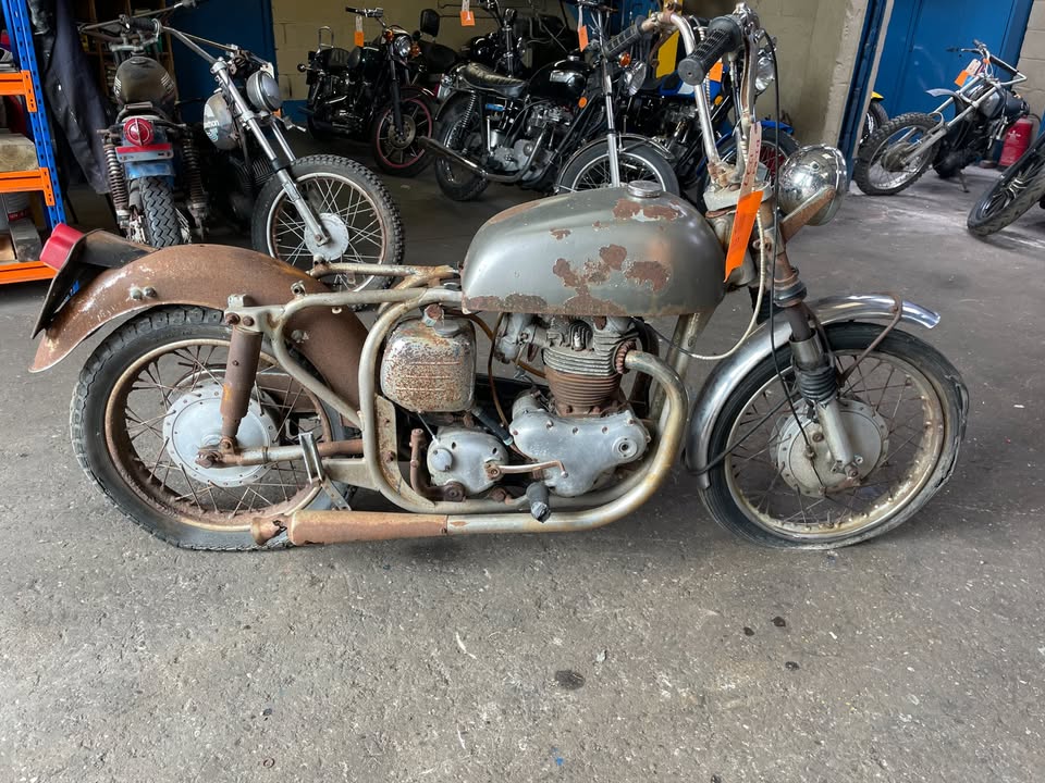 1966-Norton-Atlas-750cc-Barn-Find-Project-Ref-D1227