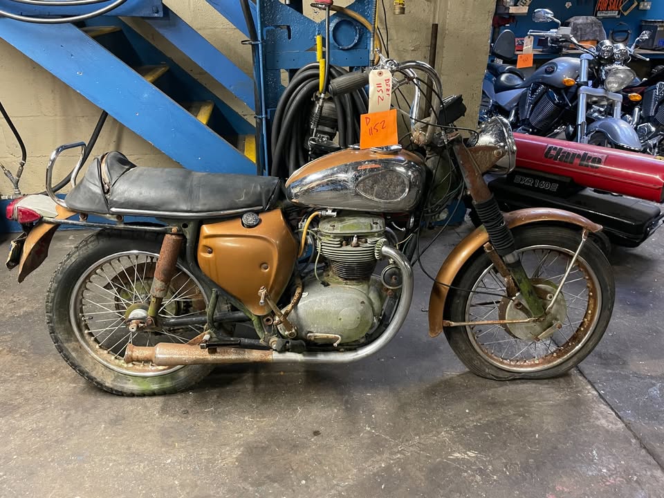 1968 BSA 500cc Royal Star Project Barn Find Ref D1152