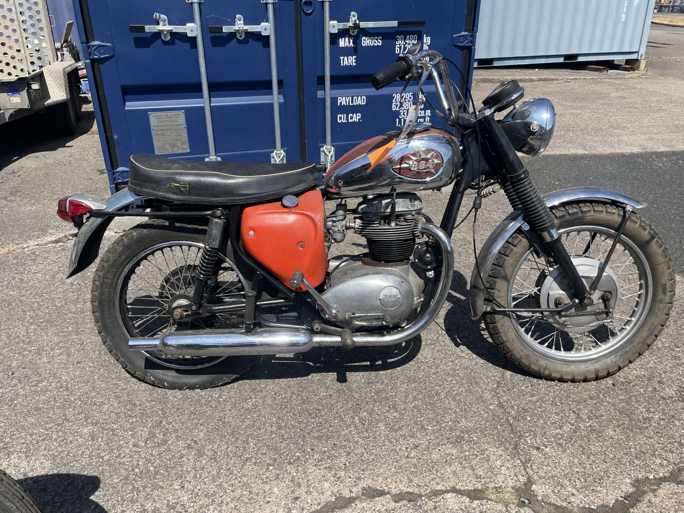 1969-BSA-A65T-Thunderbolt-Lightning-650cc-Project-Ref1640