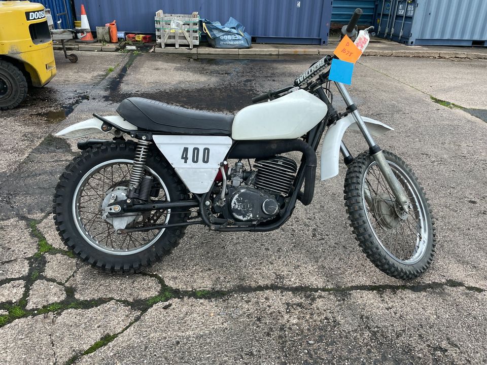 1976 Yamaha DT 400cc Enduro Project