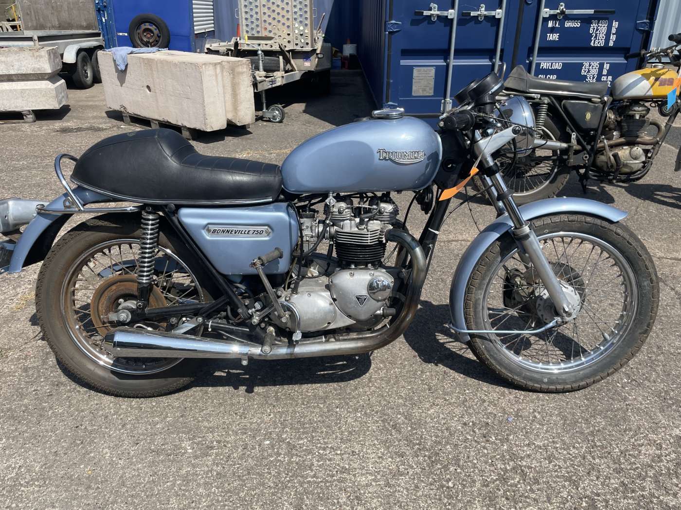 1978-Triumph-Bonneville-750cc-T140E-Cafe-Racer-Style-RefD1413