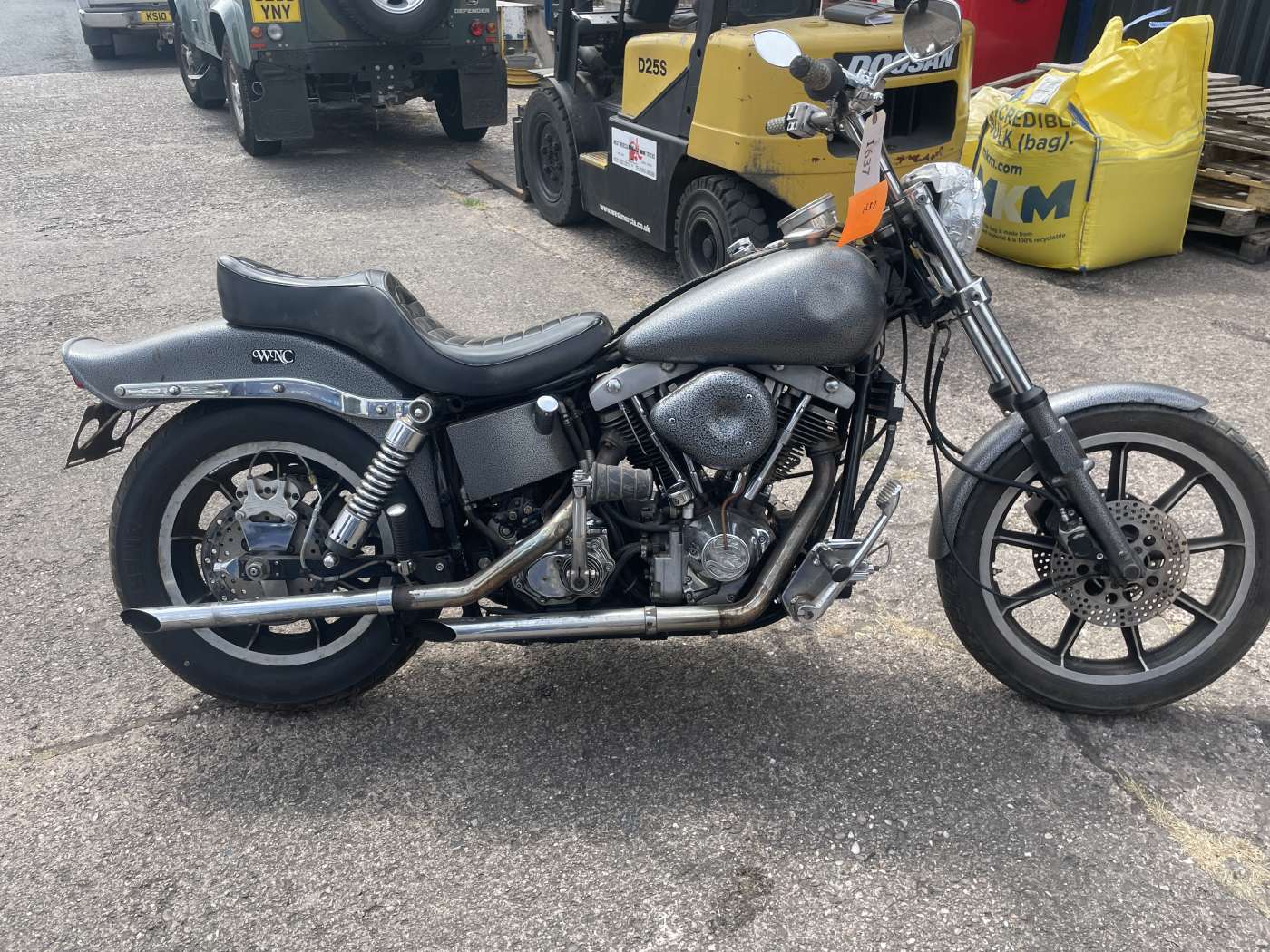 1980-Harley-Davidson-Shovelhead-FXS-80-Kick-and-Electric-start-Project-Ref1637