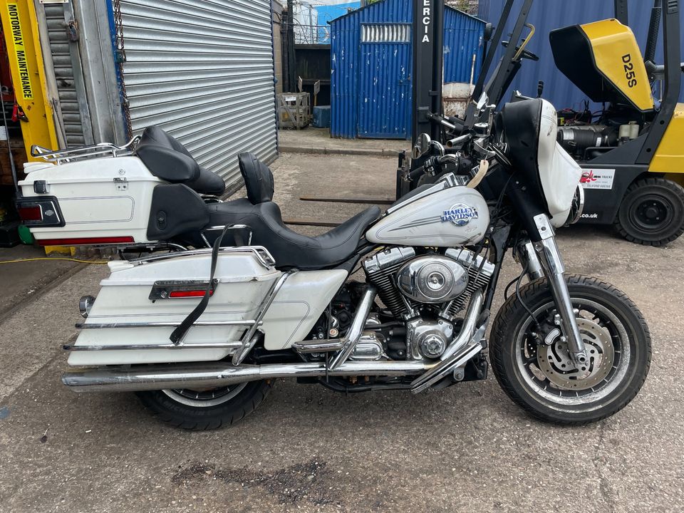 2006 Harley Davidson 1584cc Ultra Classic FLHTCUI Spares or Repair Project