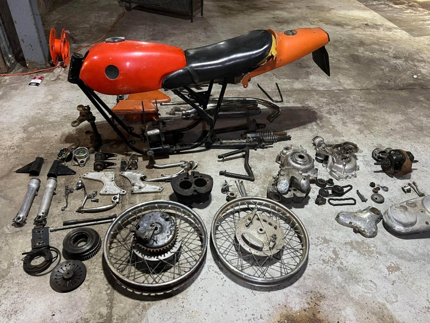 1968 Norton Commando Fastback Project